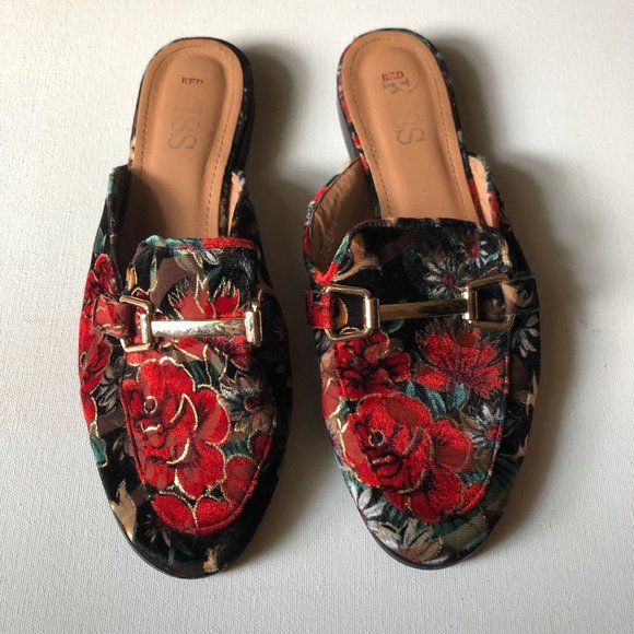 Red Kiss Floral Pattern Flats In Velvety Texture, Women Shoes - Picture 1 of 3